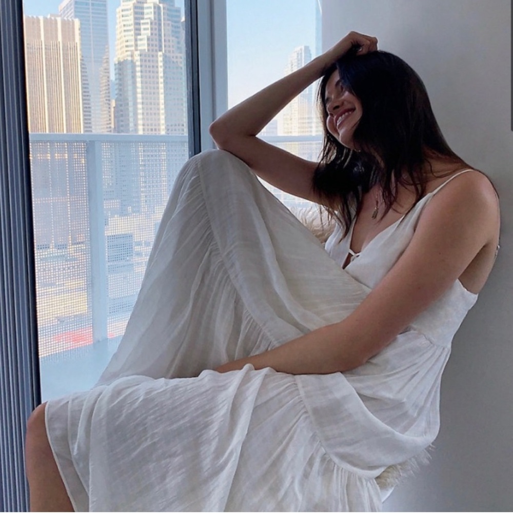 Aritzia Wilfred Dewdrop dress Size small